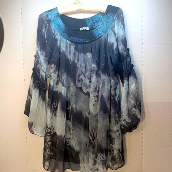 Baci Tops - Baci Trade LLC 100% silk tie dye Top